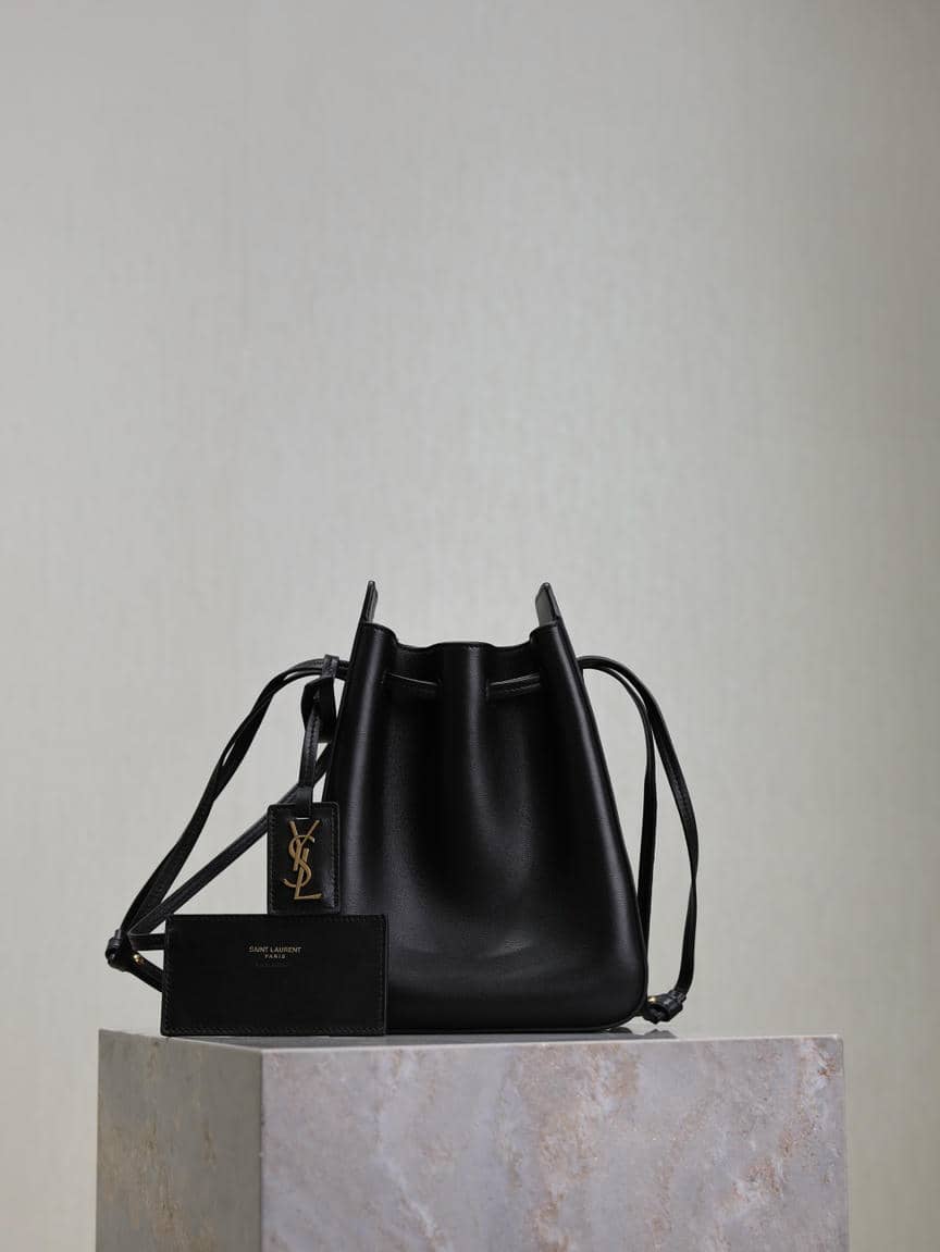 1 Bucket Bag-27
